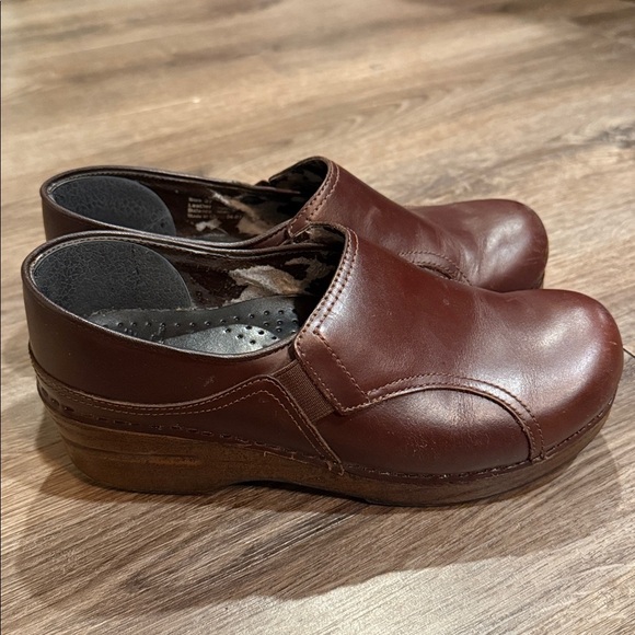 Dansko Shoes - Dansko Brown Leather Clog Size 37 US 6.5